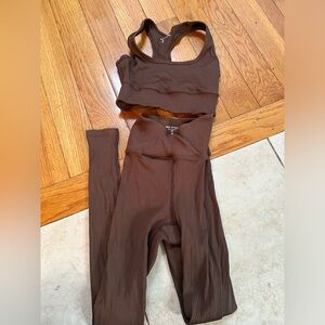 YEAR OF OURS RIBBED VERONICA LEGGING XS AND BRA SMALL BROWN SET OF TWO